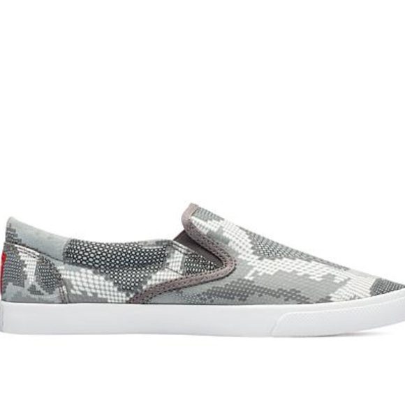 NEW🌷 BUCKETFEET SNEAKS - Picture 4 of 8