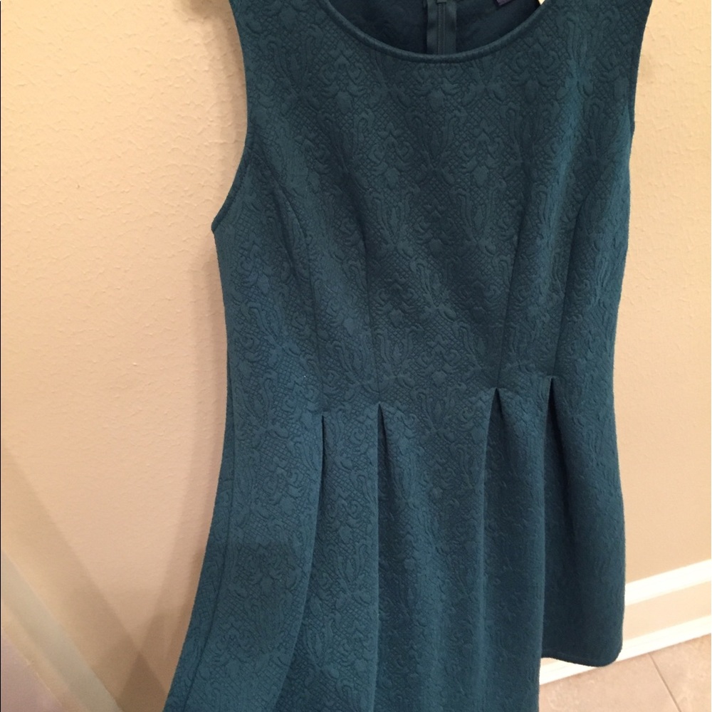 Turquoise/Dark Green Sleeveless Dress