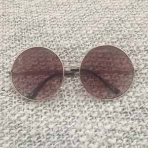 Circle sunglasses