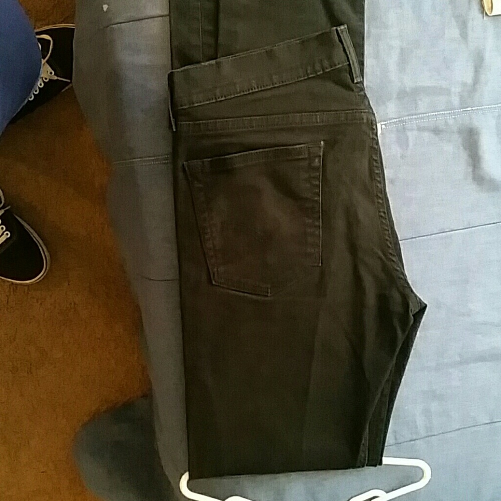 Black Levis Skinny Jeans