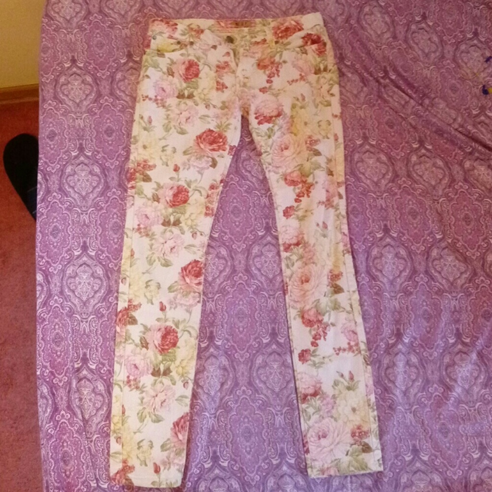 Pink and White floral skinny jeans
