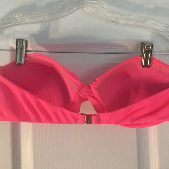 H&M Bikini Top - Picture 2 of 2