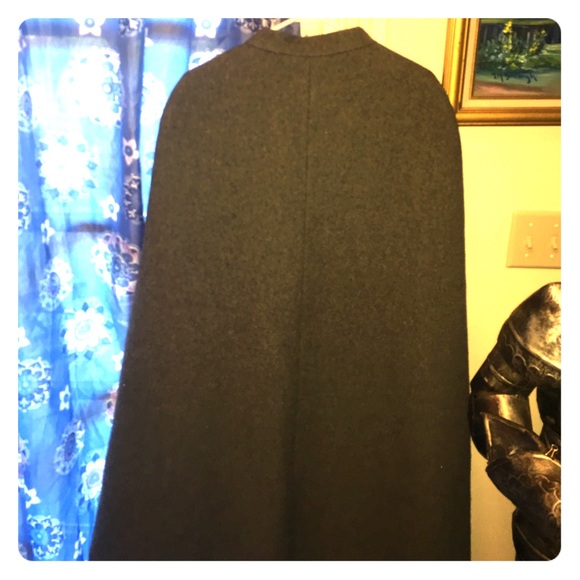 Full Length Vintage Tweed Cape - Picture 4 of 4