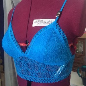 VS Bralette in Royal 👑 Blue Lace!