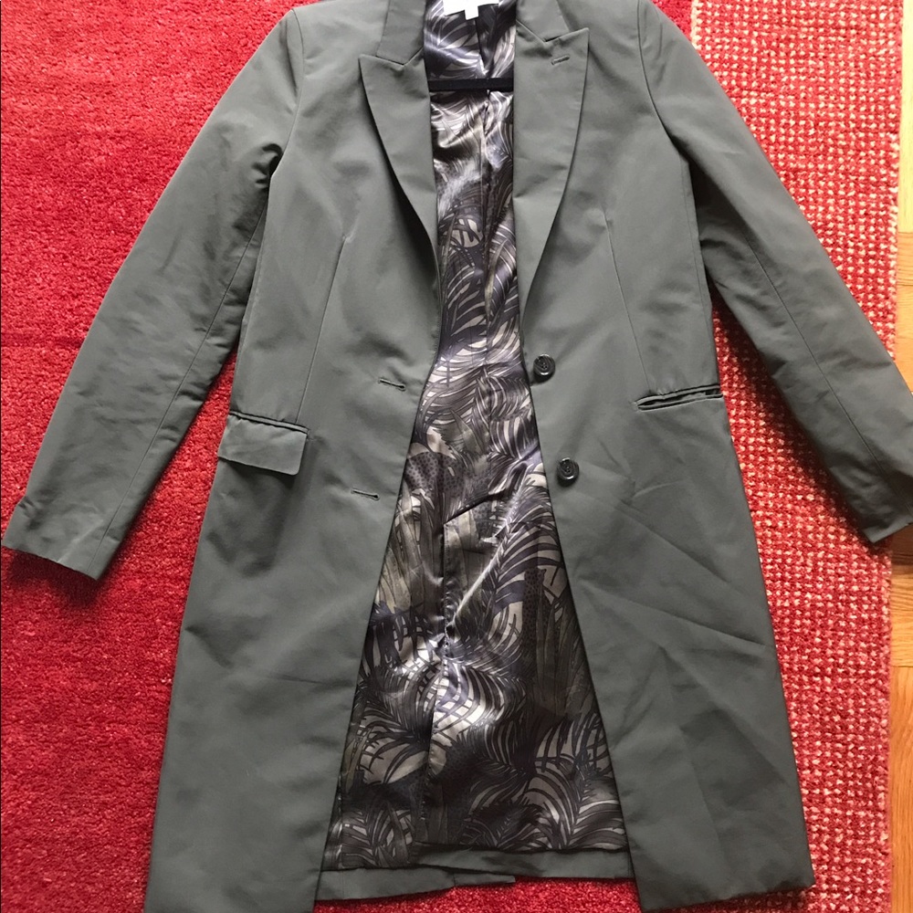 Carine Roitfeld water resistant classic coat