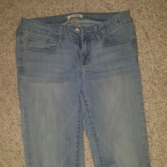 Jeans - Picture 2 of 3