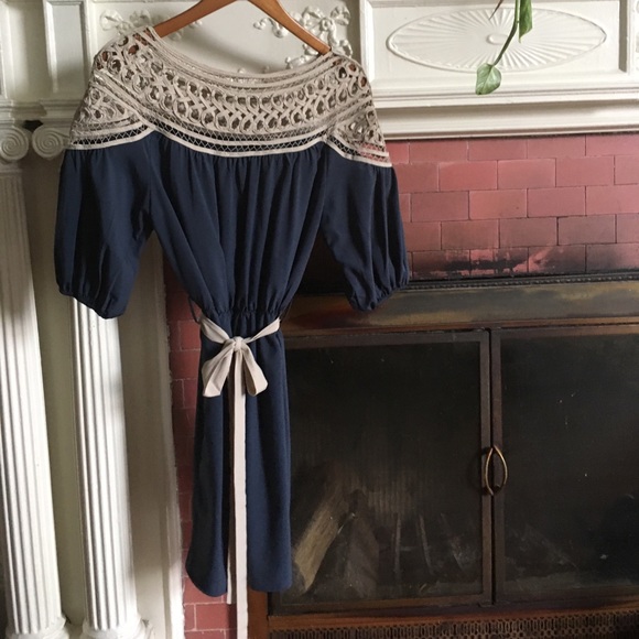 Romantic dress - Picture 3 of 4