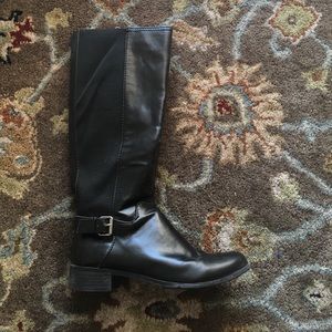 Black riding boots