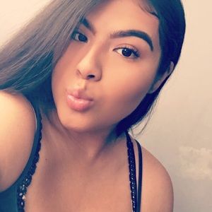 Meet your Posher, Angelica