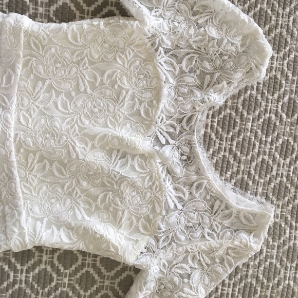 White romper - Picture 3 of 4