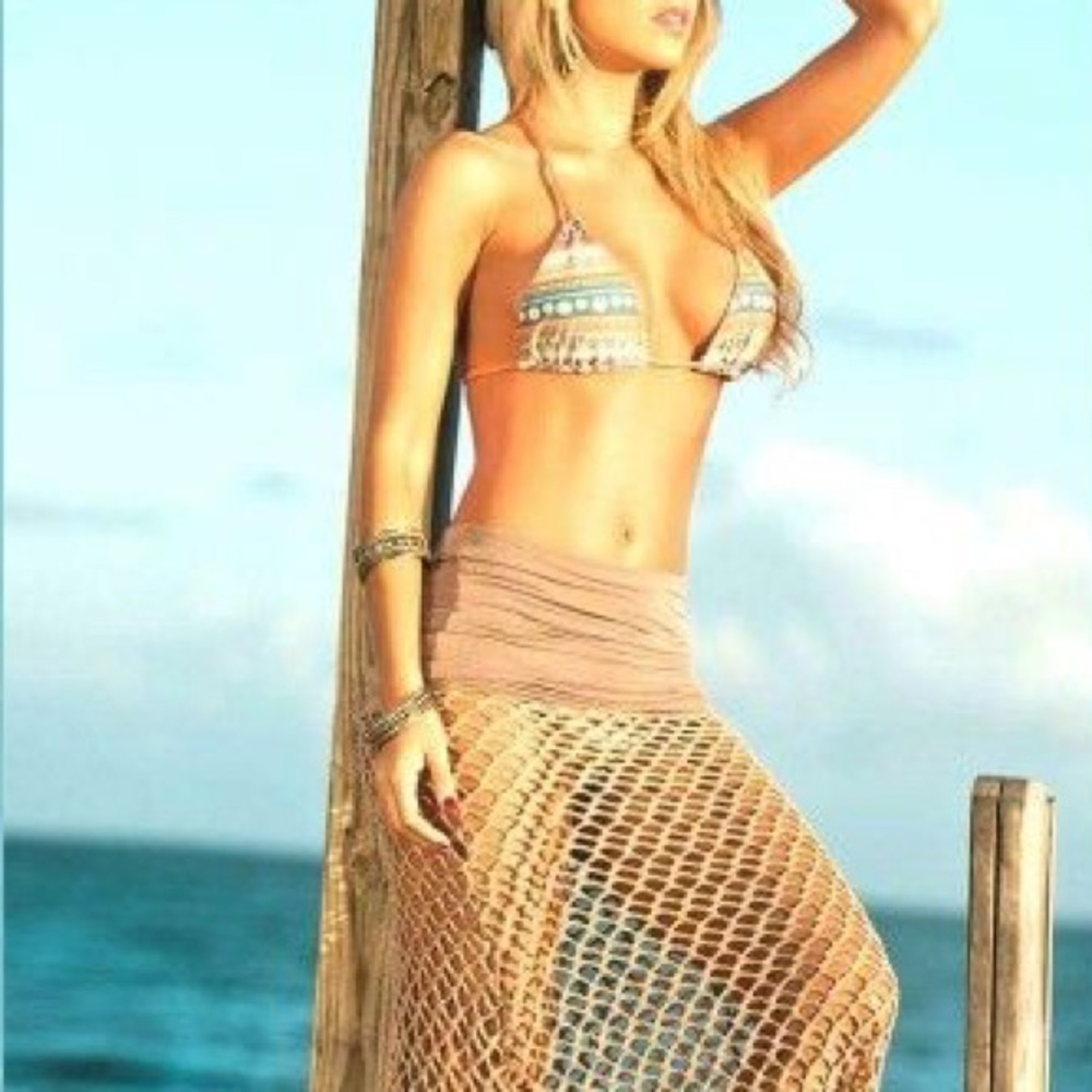 🏖 Pool Side Fishnet Maxi Skirt NWT 🏝