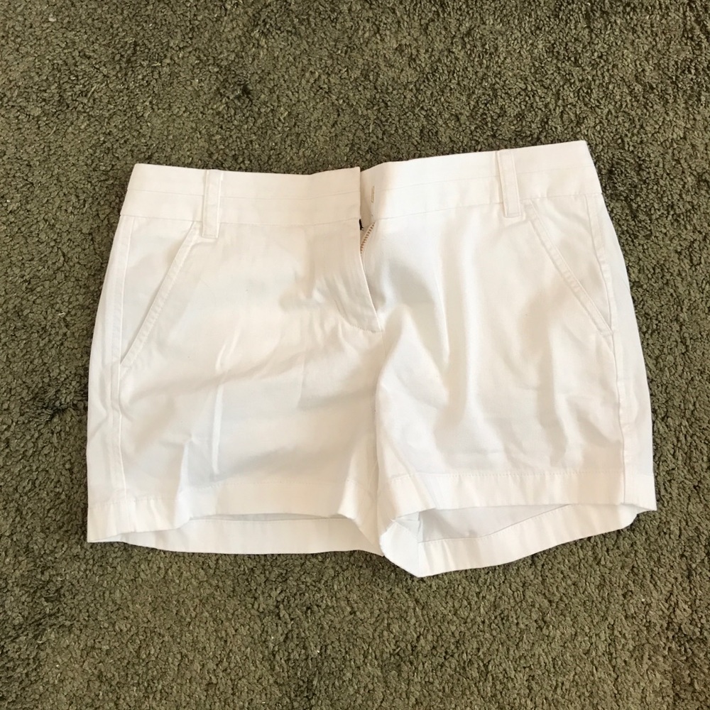 Never worn Jcrew chino shorts
