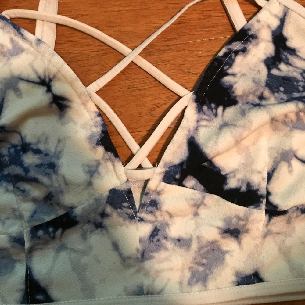 Pacsun Tie-dye, criss-cross bralette - Picture 4 of 8
