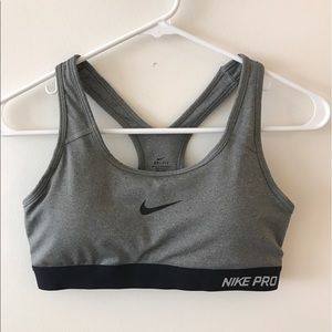 Nike Pro Sports Bra