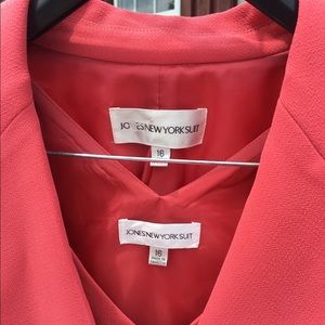 Jones New York 3 Pc Skirt Suit 16