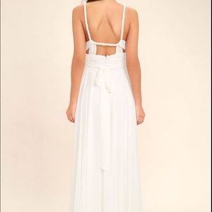 NWT White Maxi Lulu's Dress. Size M.