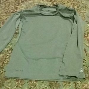 Boys long-sleeve Nike t-shirt