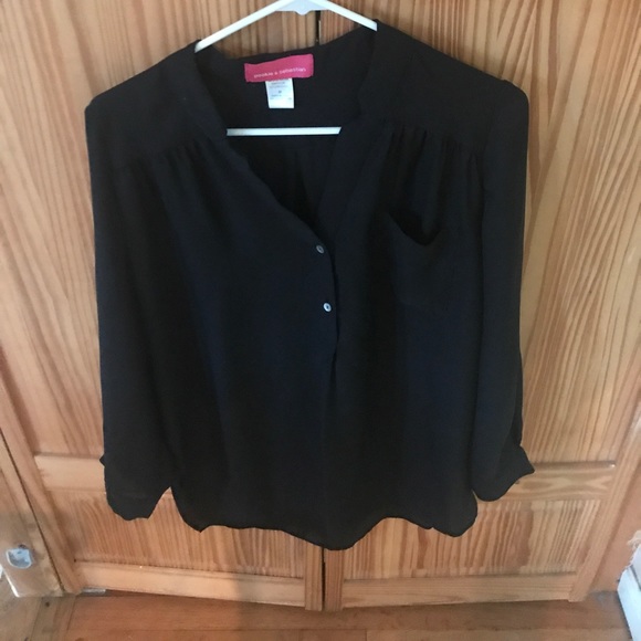 Pookieor and Sebastian black top - Picture 1 of 3