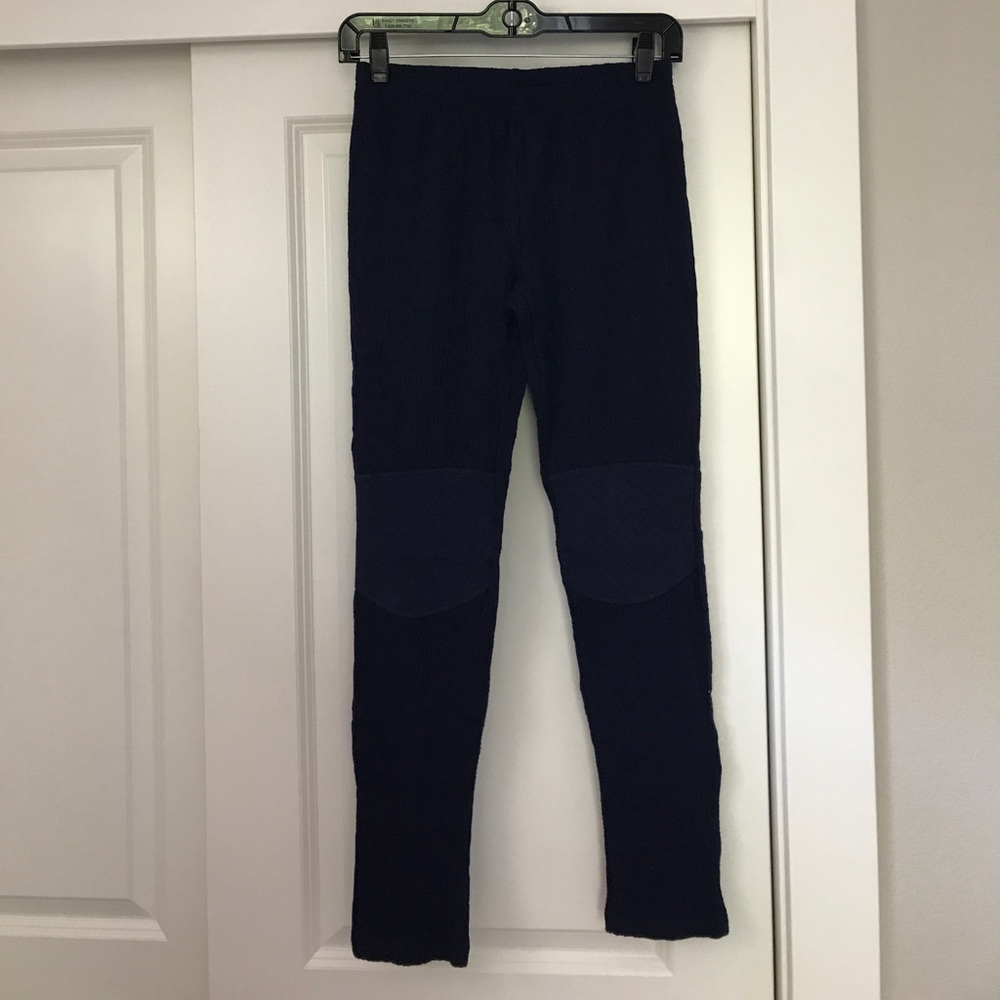 Navy Leggings with Stylish Texture and Comfort