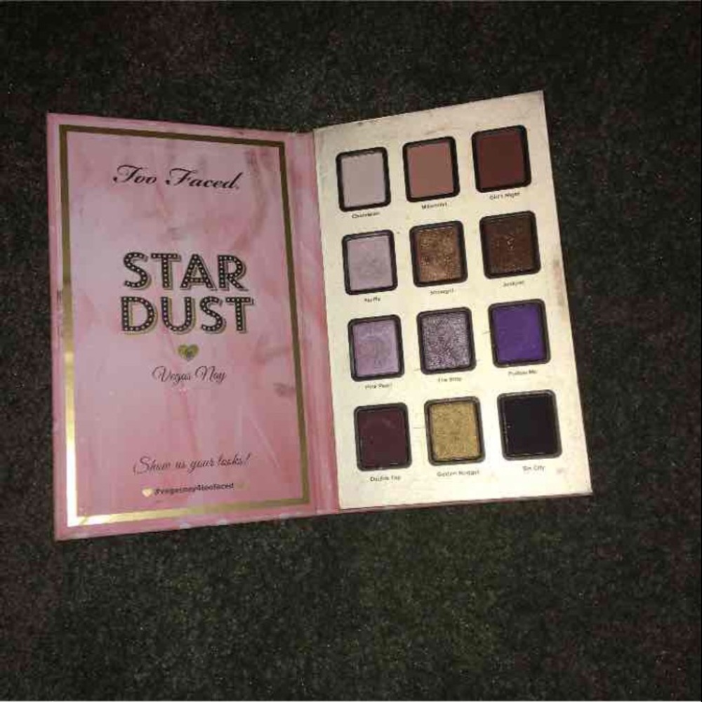 Two-faced star dust pallet