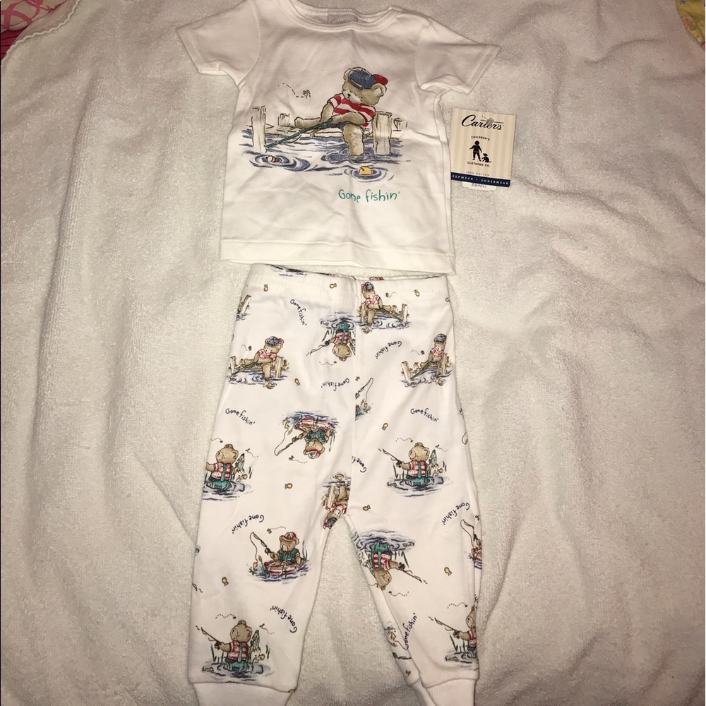 New with tag Carter's pj set