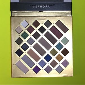 Sephora More Than Meets The Eye Palette