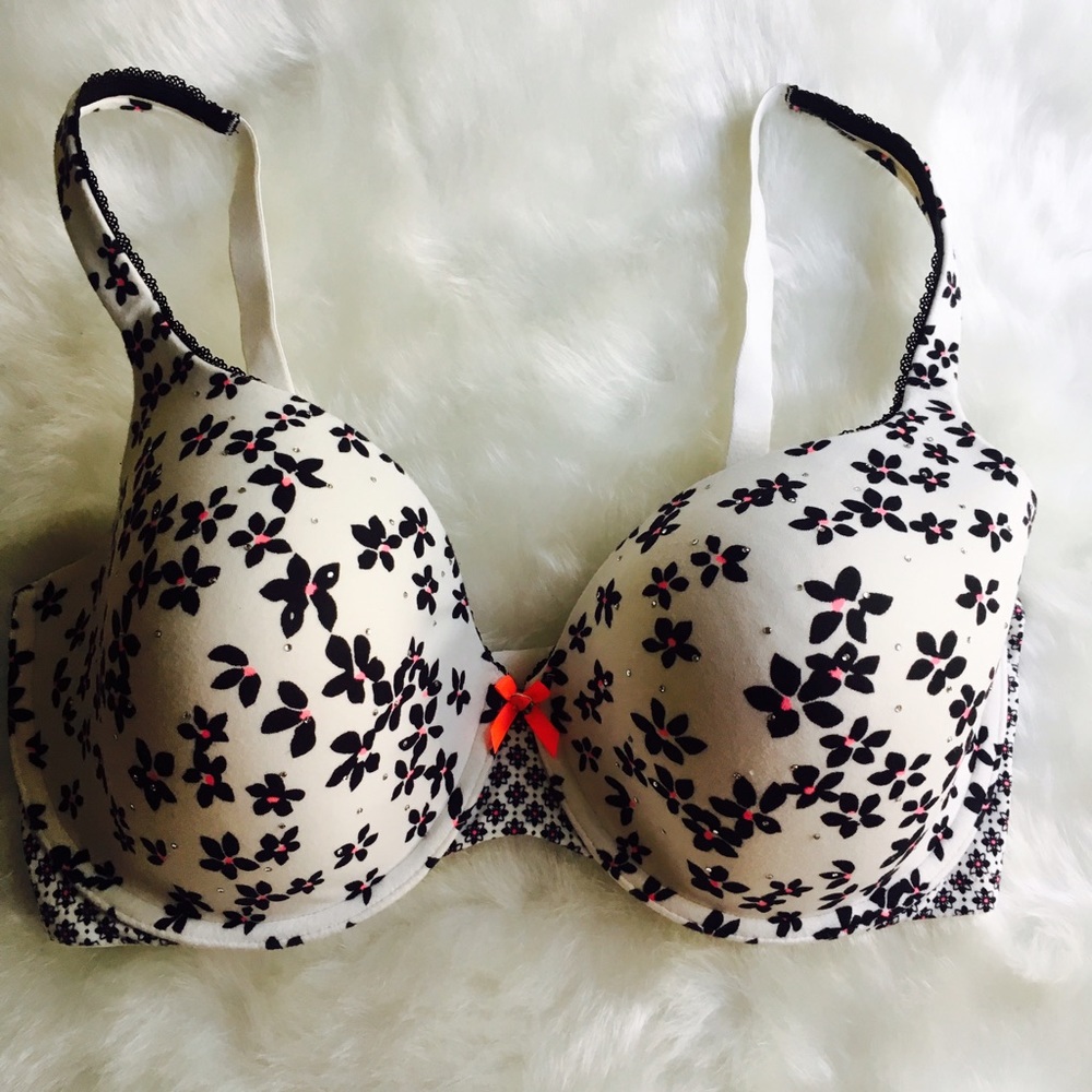 ⬇️FINAL⬇️💕VICTORIA'S SECRET BRA🎀