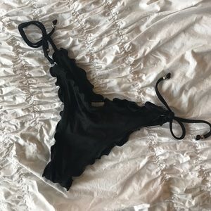 Vitamin A Scrunch Bikini Bottlm