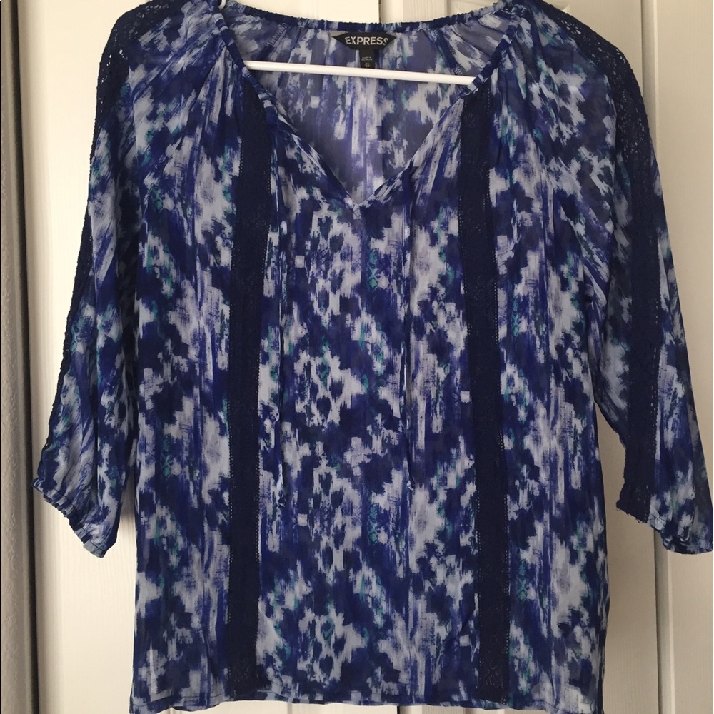 Express Sheer 3/4 sleeve blouse