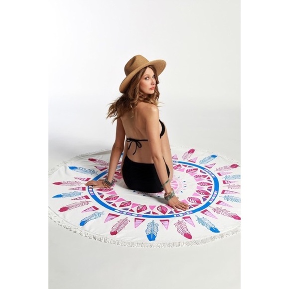 🎉HP🎉 Boho Roundie Beach Cover Up/Wrap/Towel/Tapestry - Picture 4 of 7