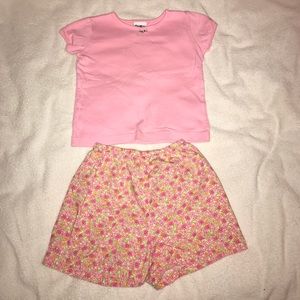 Short sleeve with floral shorts