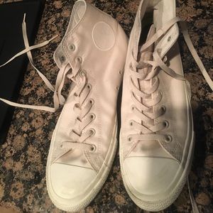 Creme white chuck taylor converse 11.5