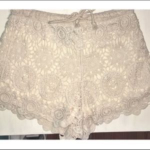 Crochet cream shorts