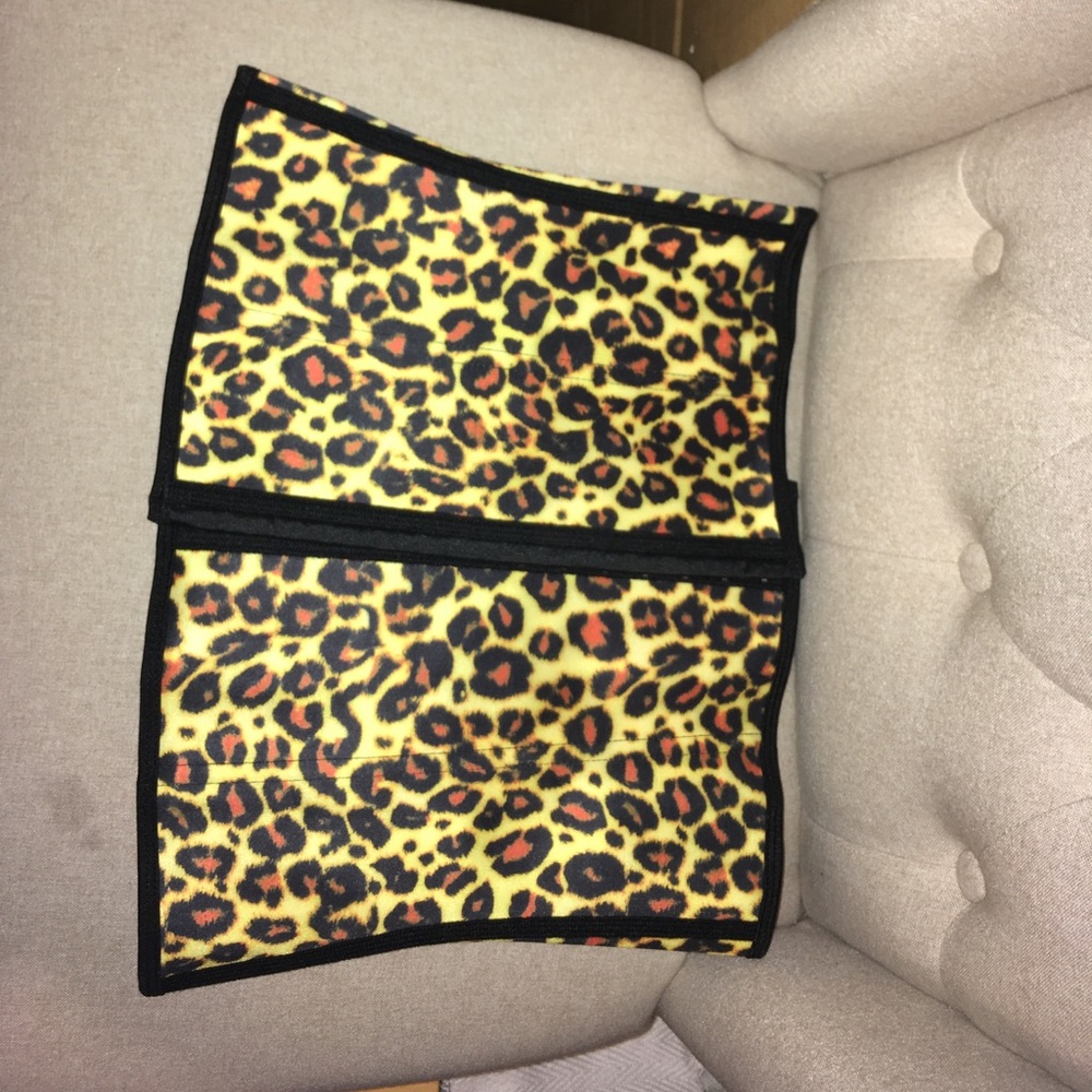 Waist trainer please read first !!!