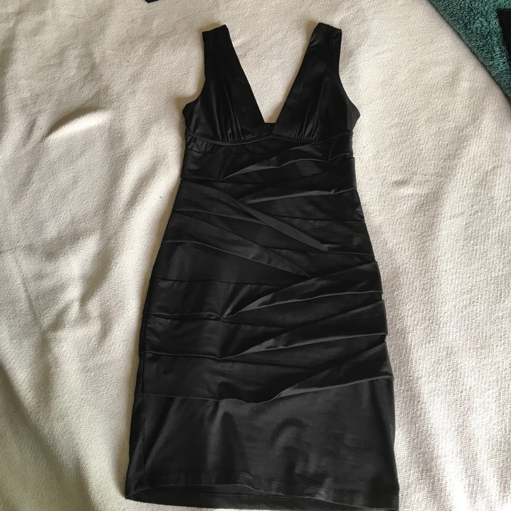 Worn once! Doesn't fit anymore.