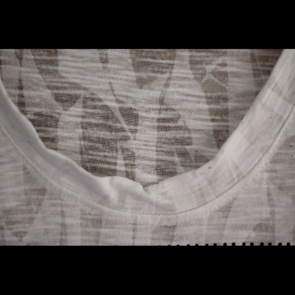 Tank - Picture 2 of 2