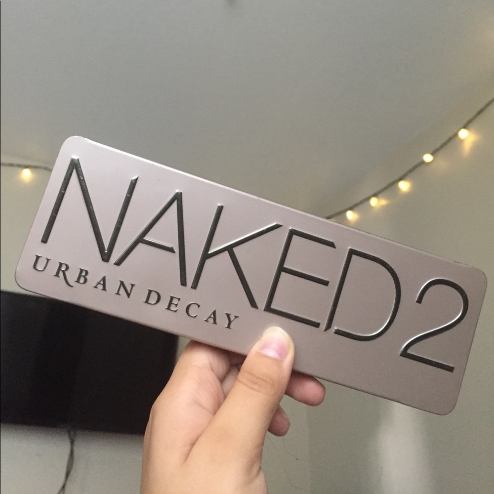 Naked 2 Pallet
