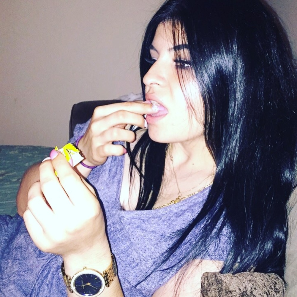 Meet your Posher, Elenisa