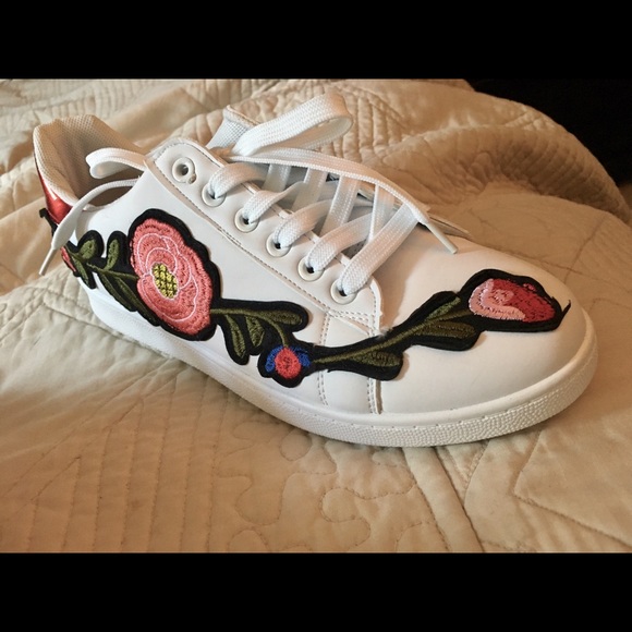 Embroidered Tennis Shoes - Picture 3 of 7