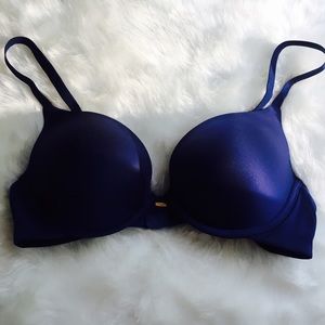 ⭐️SALE!!⭐️💕VICTORIA'S SECRET BRA🎀