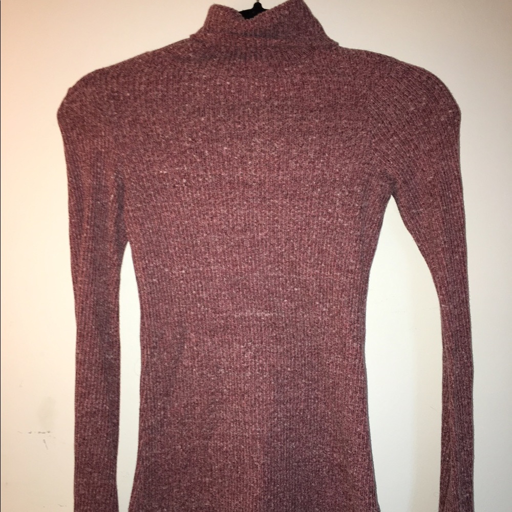 maroon long sleeve top