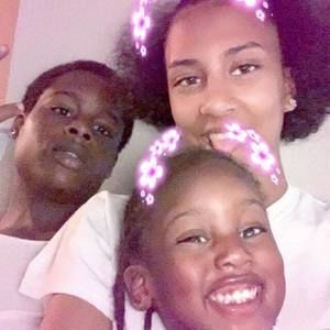 Meet your Posher, Jasmine