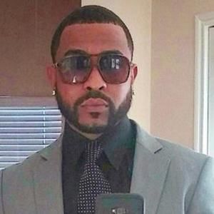 Meet your Posher, Kenneth