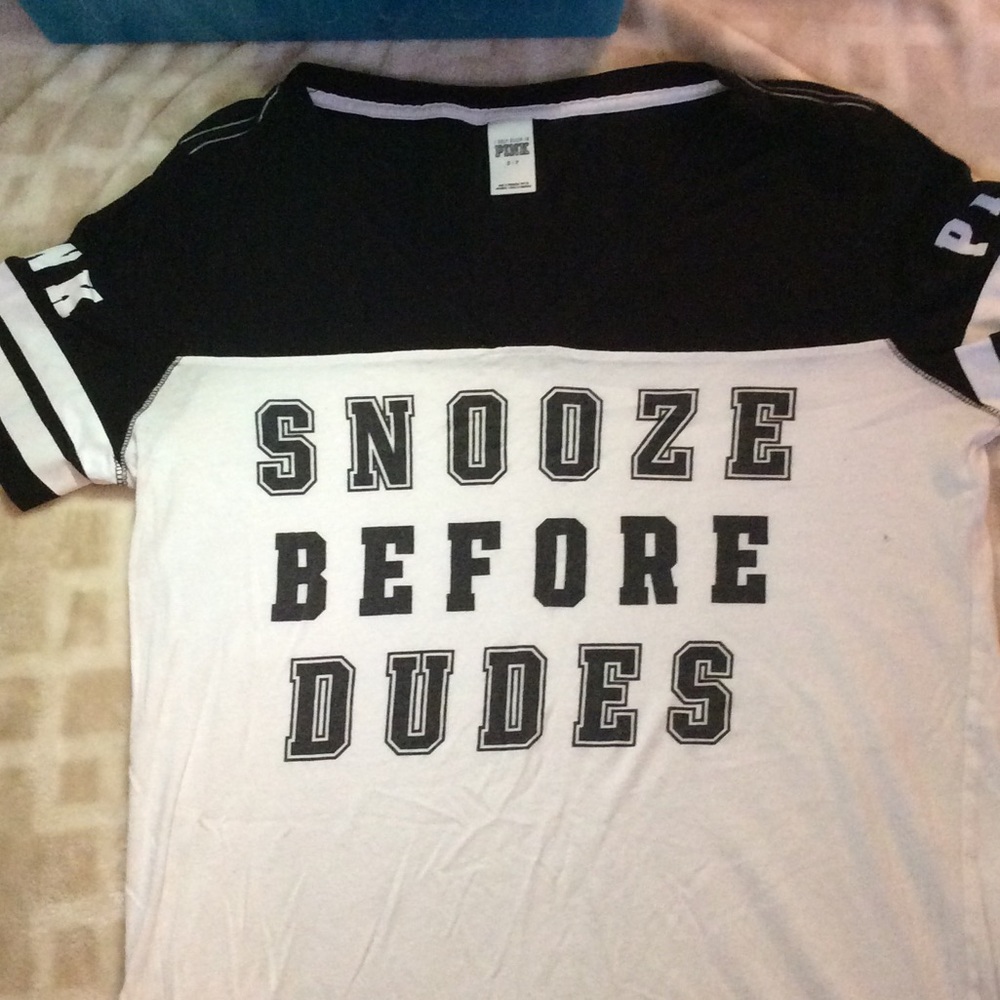 SNOOZE BEFORE DUDES VS PINK V-NECK SLEEP SHIRT