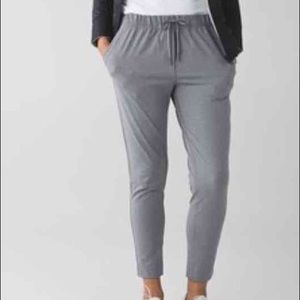 Lululemon jet crop slim