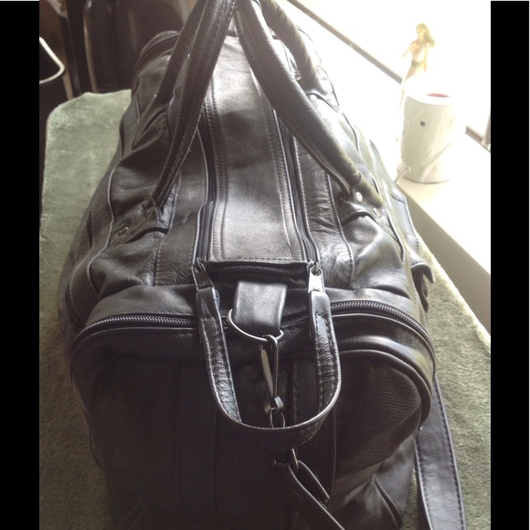Black Leather Bag - Picture 4 of 7