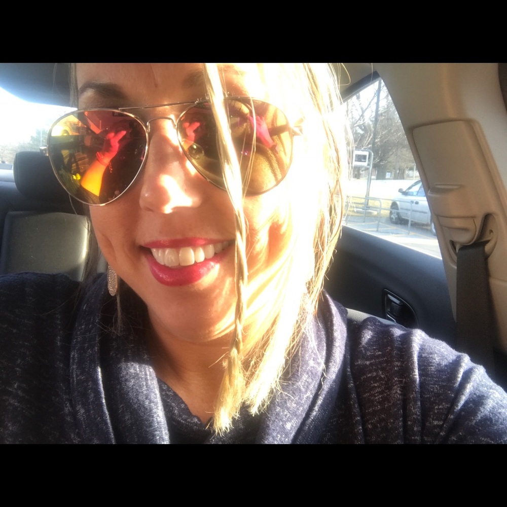 Meet your Posher, Colleen