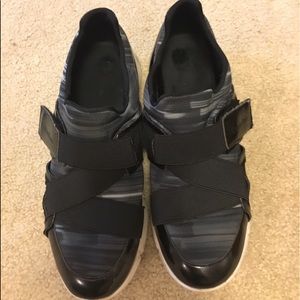 Women's Fashion Sneakers