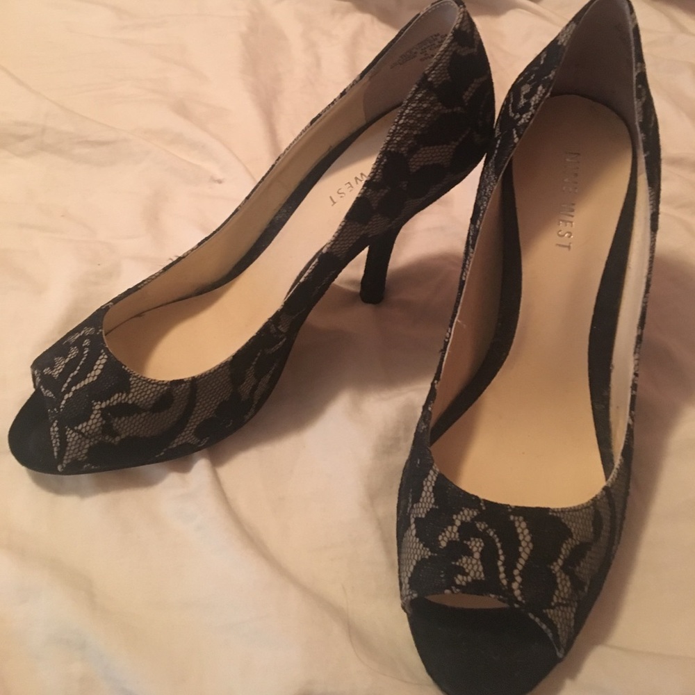 Nine West Lace Peeptoe
