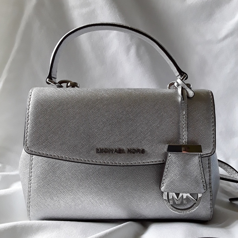 Michael Kors Mini Ava silver